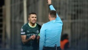 壹号官方网址-包含太狠了！纽卡斯尔远射贴柱曼城加时末段防线松动，埃因霍温今晚再遭质疑的词条